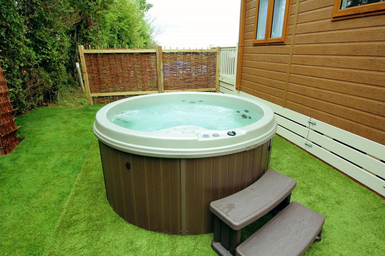 Bucklegrove Holiday Park Bath Exterior photo